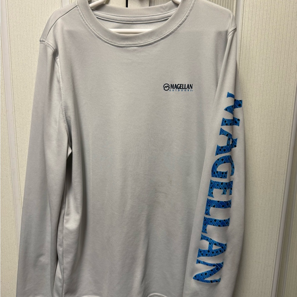 Magellan Outdoors Light Gray Classic Fit Shirt